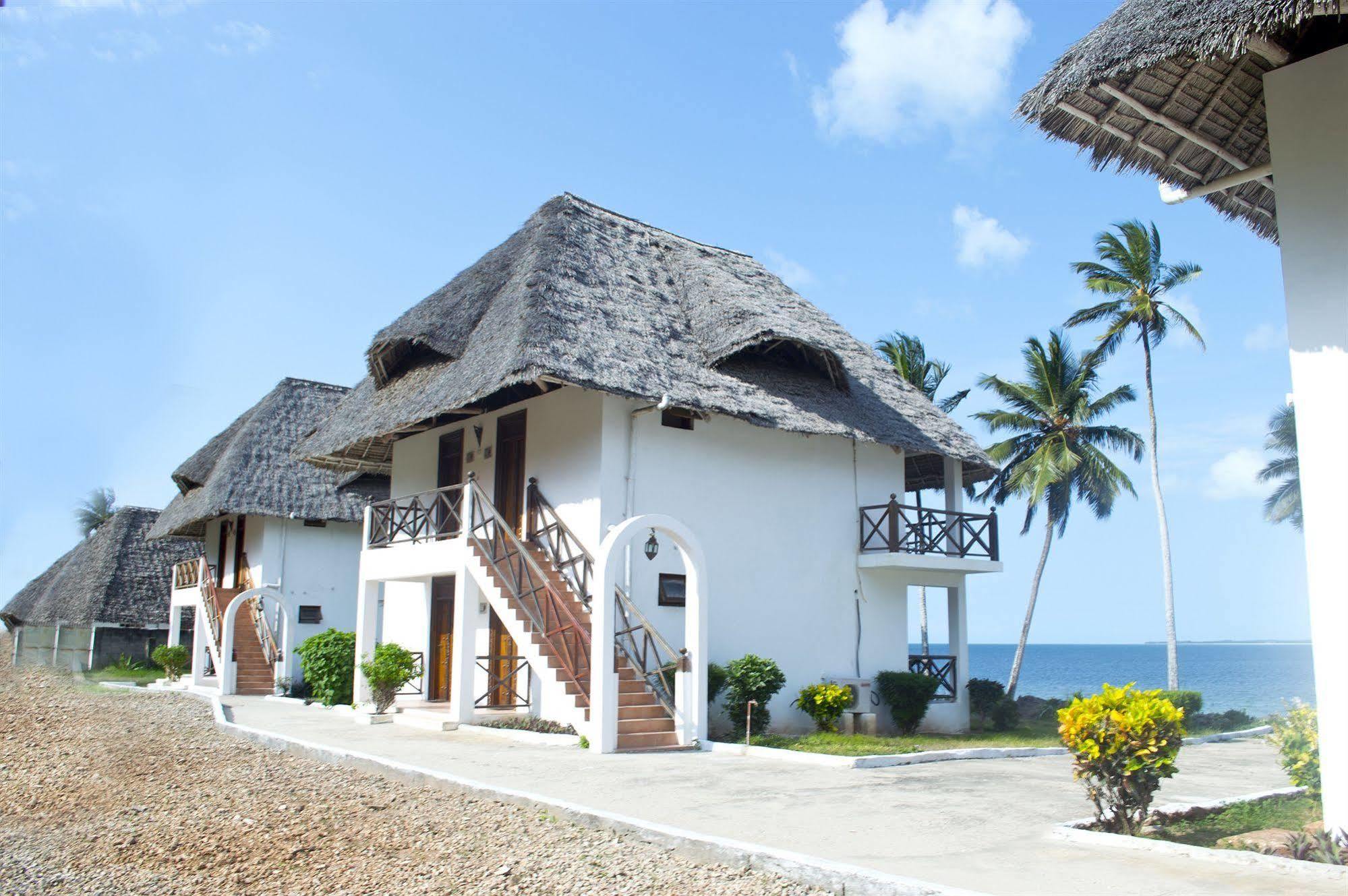 Maars Resort Zanzibar Ngoại thất bức ảnh